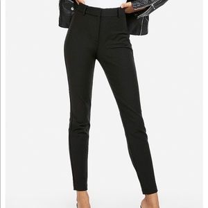 Express Skinny High Rise Pants size 6 in Black